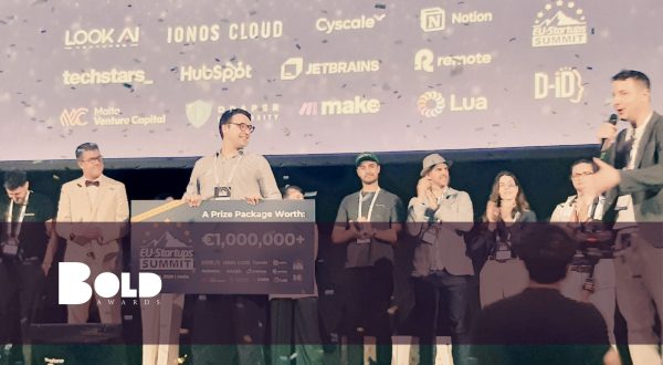 Main image for BOLD Awards blog on a startup pitch competition